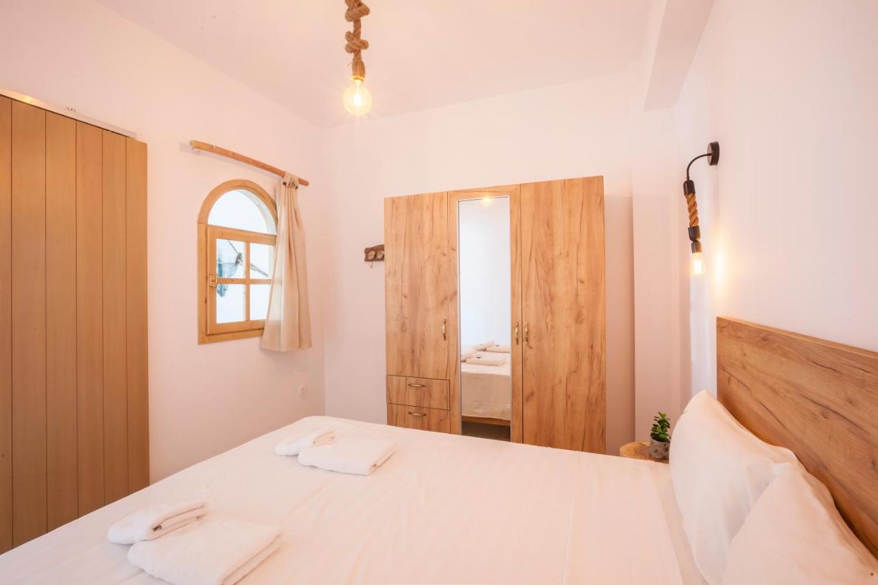 Nautilus Sea View Suite 4 Pefkochori Bagian luar foto